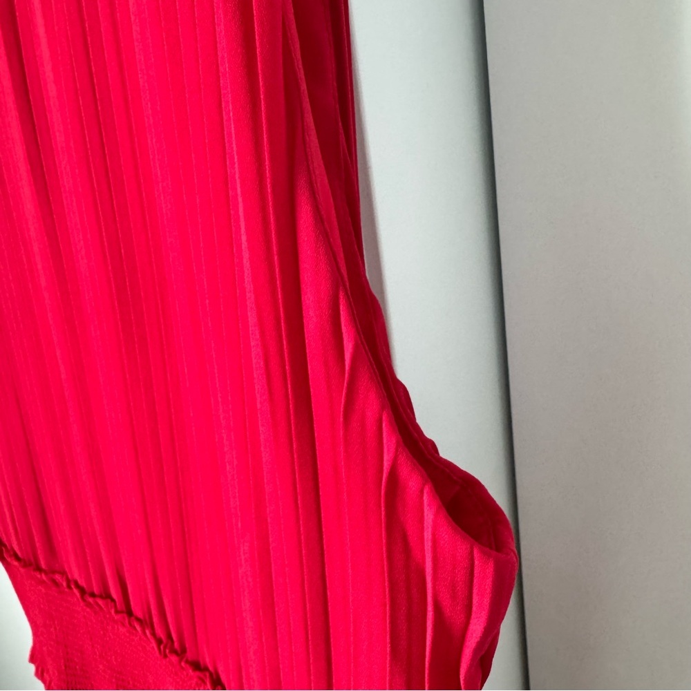 Nanette Lepore Red Smocked Pleated Dress Size 12 Mock Neck Evening Wedding - Picture 6 of 16